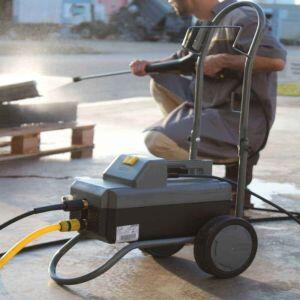 Lavadora de Alta Pressão Profissional HD 585 Kärcher