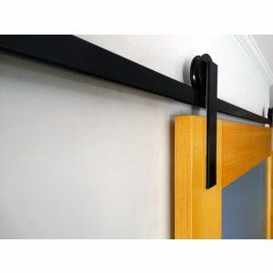 Kit Porta de Correr Geris Alumina Alumínio Preto 2m Kit Porta de Correr Geris Alumina Alumínio Preto 2m