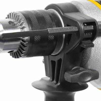 Furadeira de Impacto 1/2'' FIV 710W Vonder Furadeira de Impacto 1/2'' FIV 710W Vonder