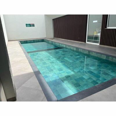 Porcelanato Hij/vdmt Hijau Piscina Verde Bold Acetinado 20x20 Gabriella