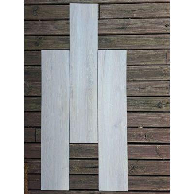Piso Vin&iacute;lico Jata&iacute; Colado 19,2cm x 1,25m x 2mm M&aacute;laga