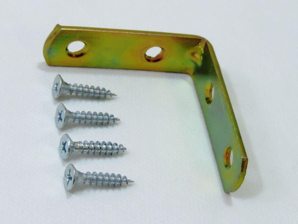 Cantoneira para Móveis Bicromatizada 1 1/2