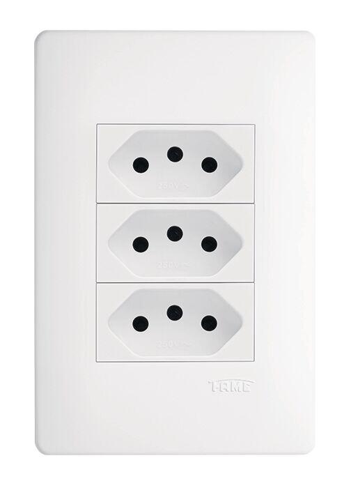 Conjunto Tomada Habitat 3 Módulos 2P+T 10A Branco Fame
