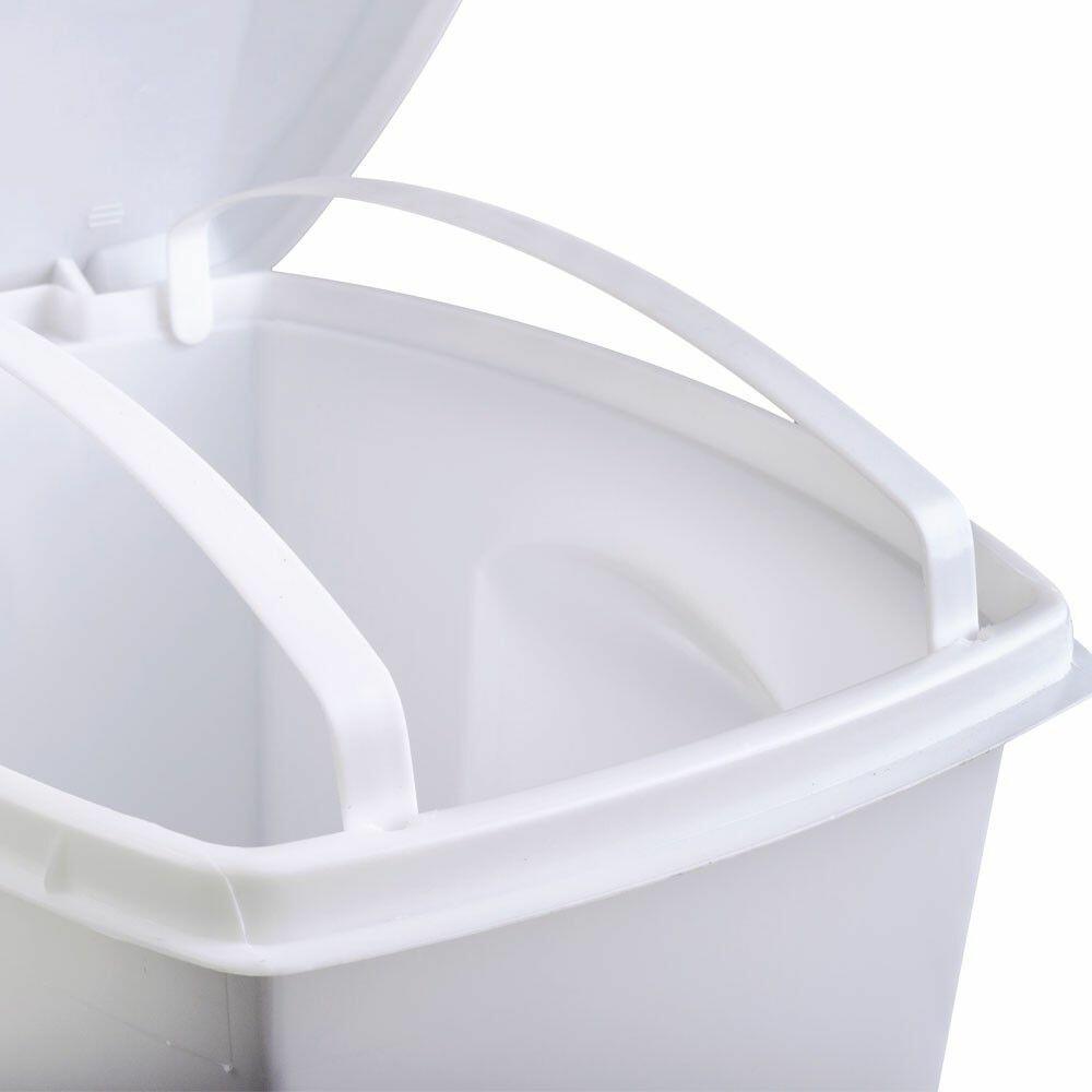 Lixeira de Plástico Basculante Plasútil Prática 50L Branca