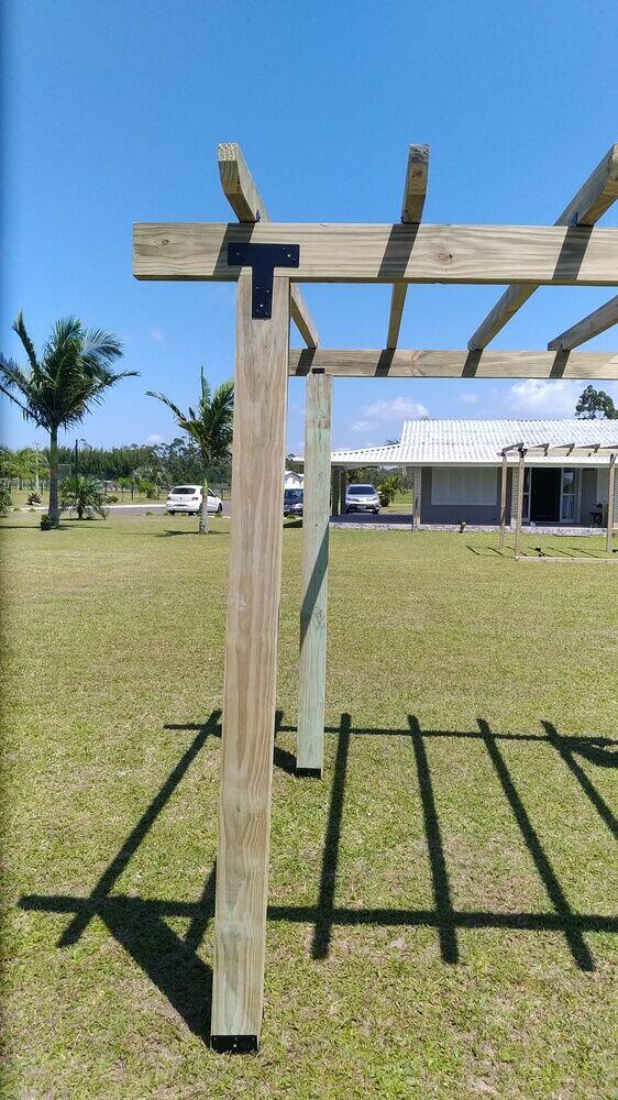 Pergolado KLM10 2,3x3x3m Madeira Pinus Garra