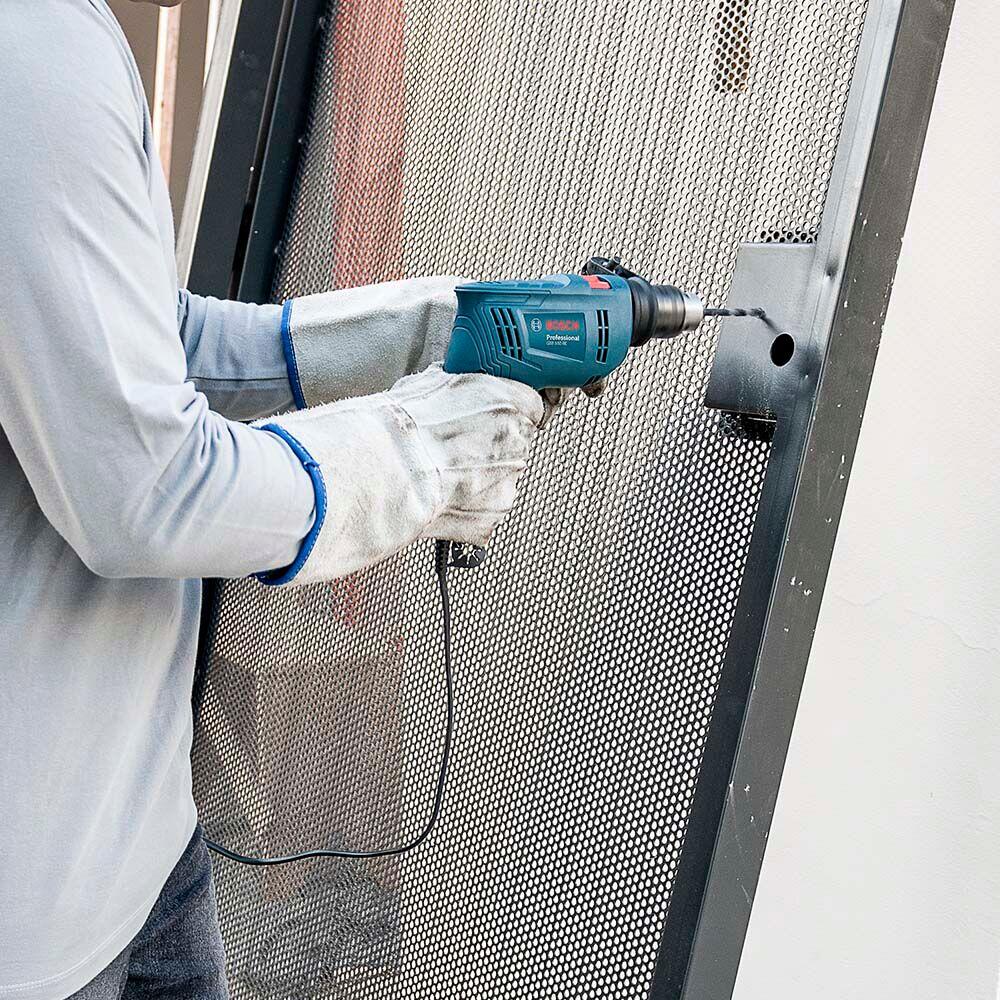 Furadeira de Impacto 1/2'' GSB550-RE 550W com 14 Brocas Bosch