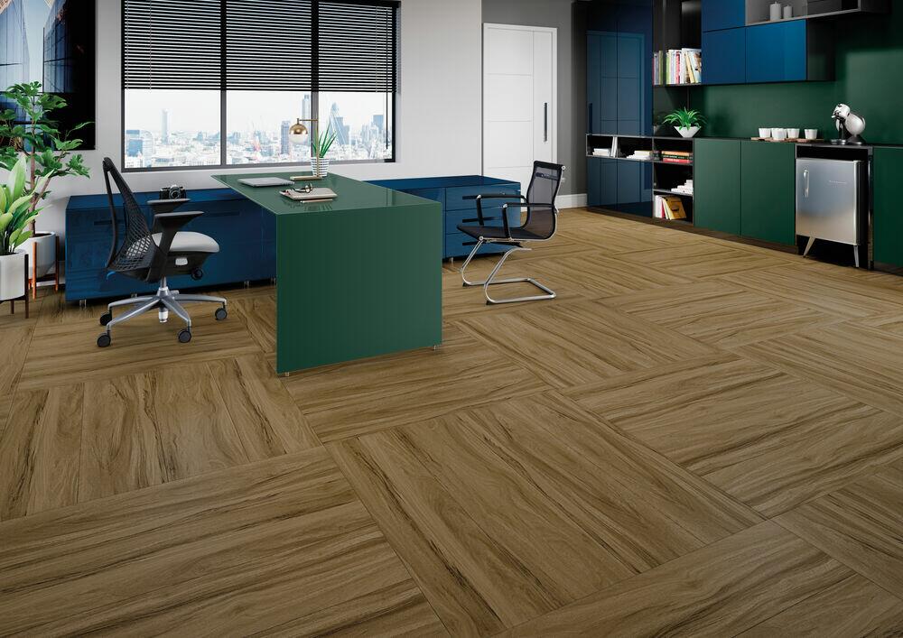 Piso Vinílico LVT Cola Basic Tucson 23,8x122 Eucafloor