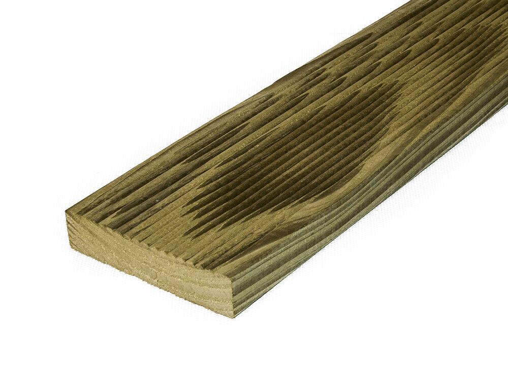 Deck de Madeira Autoclavado Madvei Linear E2E Verde