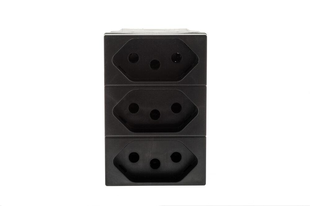 Tomada Multipla 2P + T Tripla Plus+ Preto 10A Pial