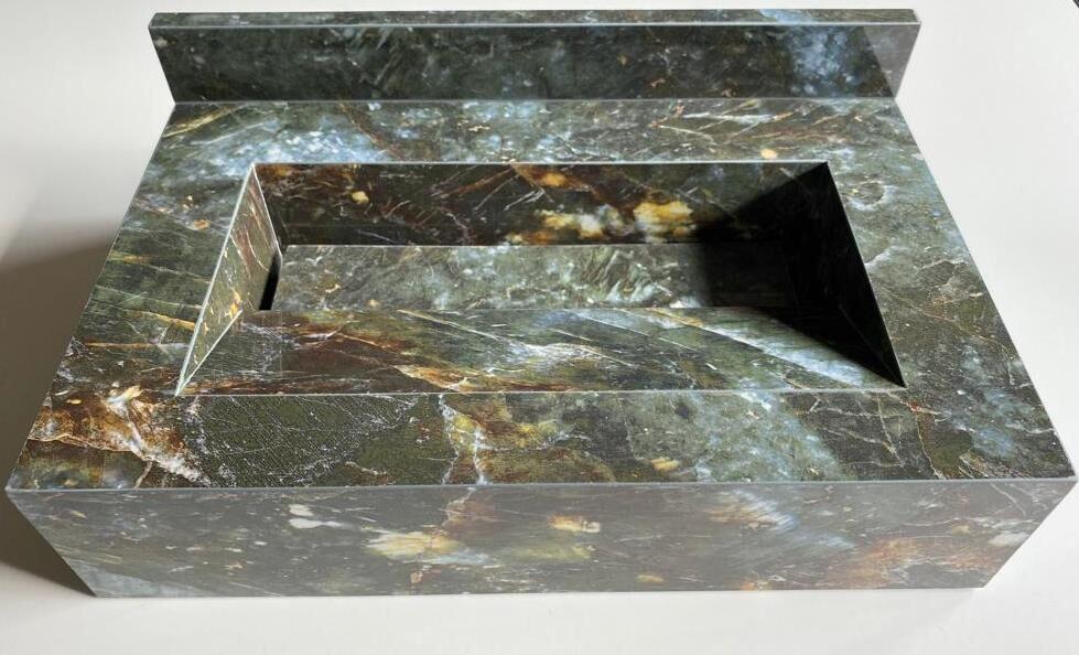 Bancada com Cuba Embutida de Porcelanato Lambradorite Polido 50x80 Málaga