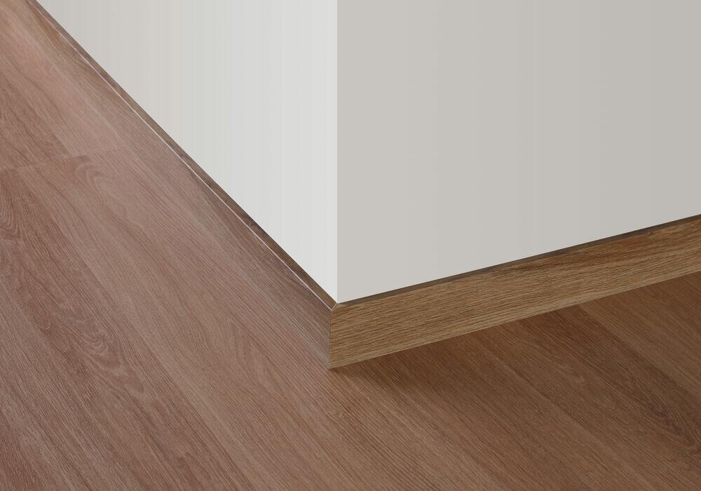 Rodapé Piso Laminado 2,40x8cm Catedral Notre Dame 701 Quick-Step