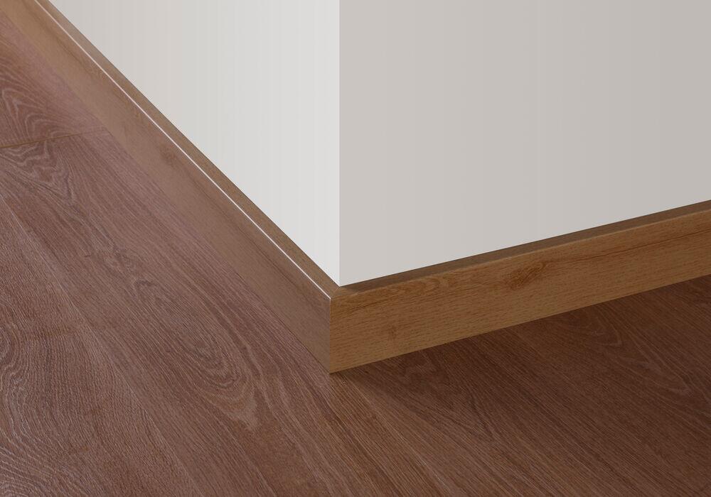 Rodapé Piso Laminado 2,40x8cm Catedral Sé 704 Quick-Step